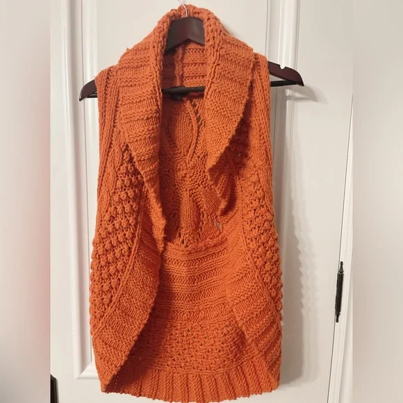 Maga - Picture 1 of 3